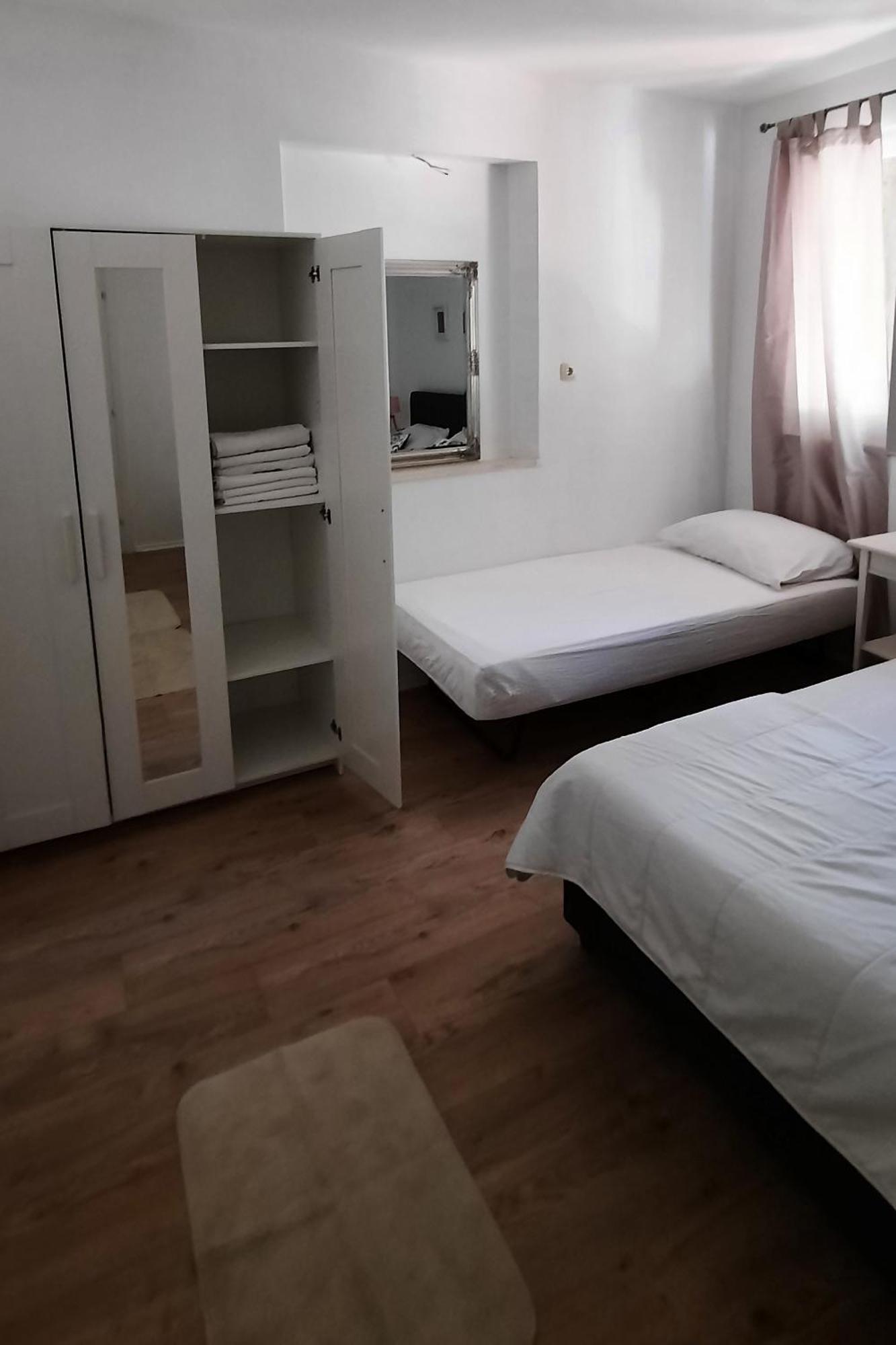 Apartments By The Sea Zuljana, Peljesac - 19080 Kamer foto
